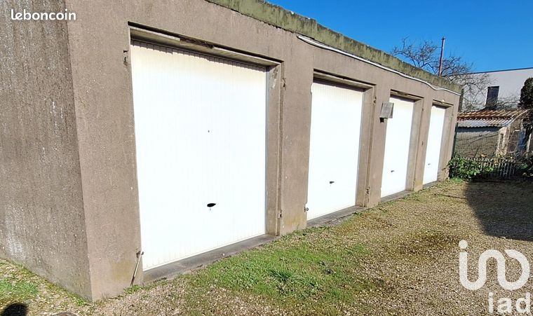 Parking/box 128 m² Terville