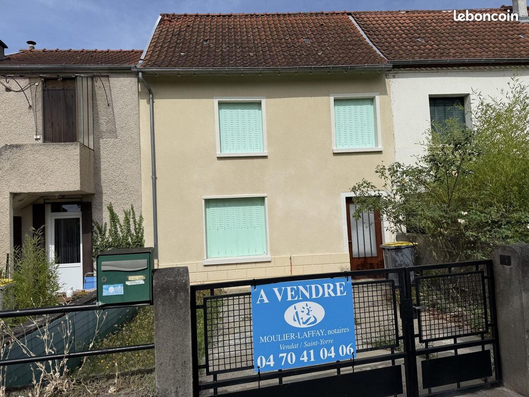 Maison 5 pièces 85 m² · à Saint-Yorre · 85 m² · 86 000 €