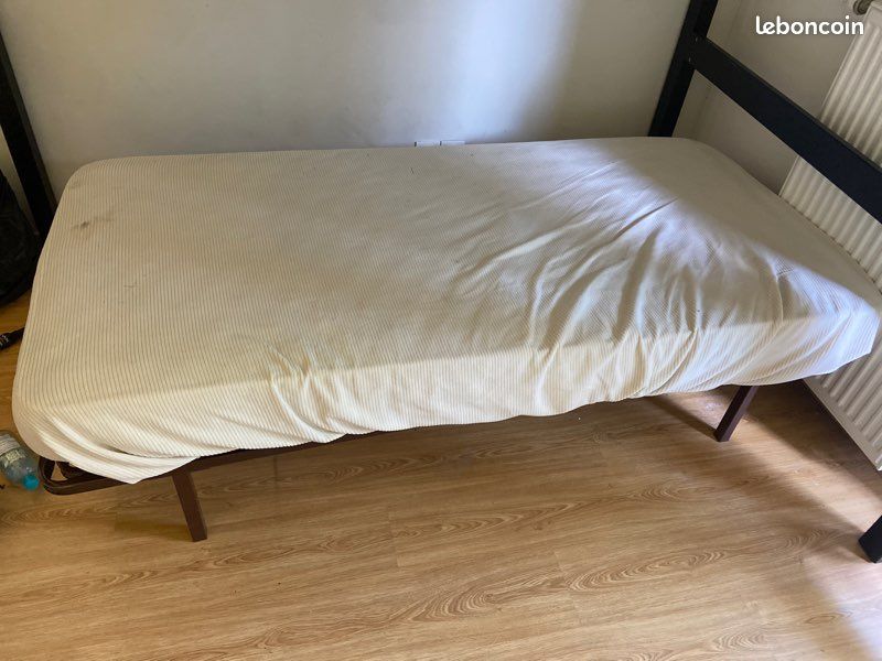 Lit de chambre (image 4)