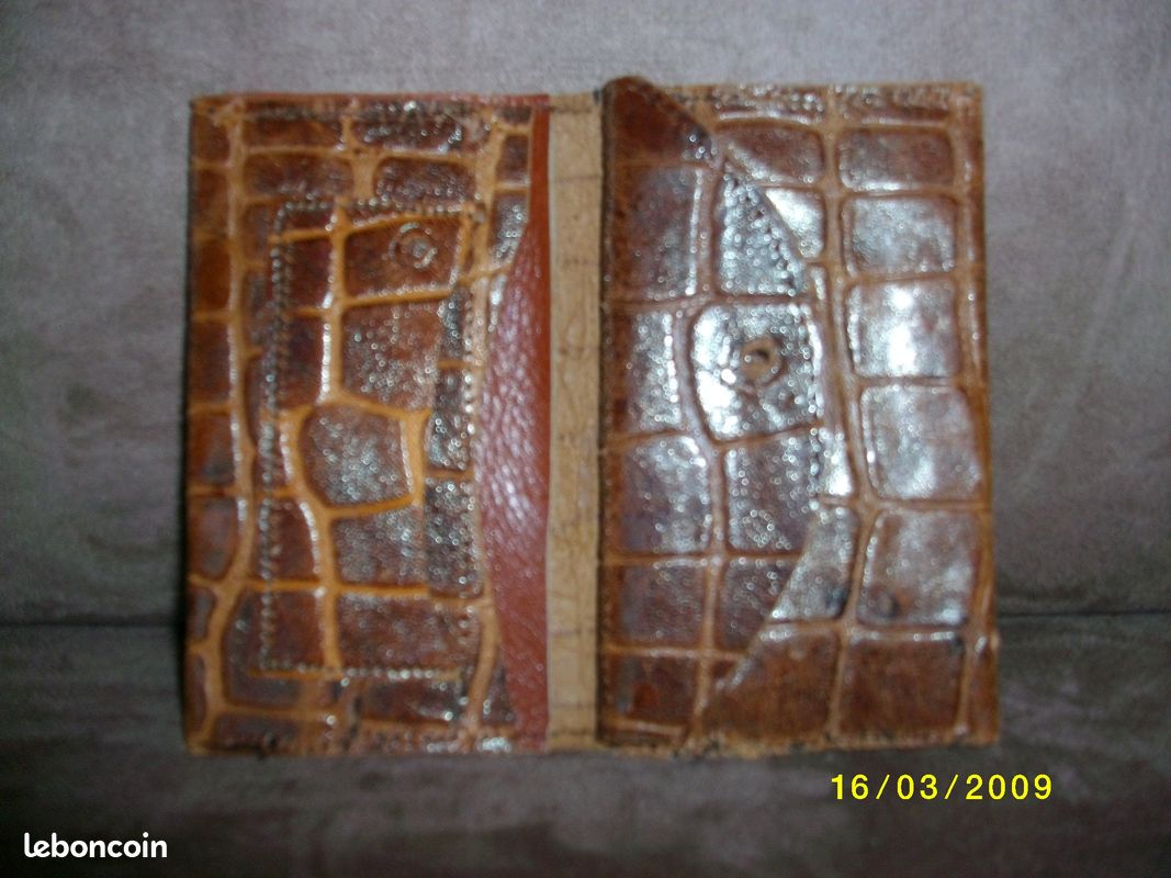 Portefeuille en cuir souple (image 2)