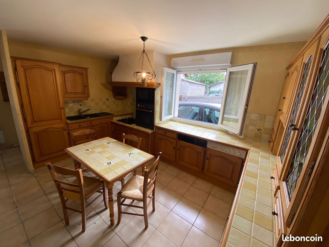 Table en chêne carrelée provençale + 4 chaises paillées (image 2)