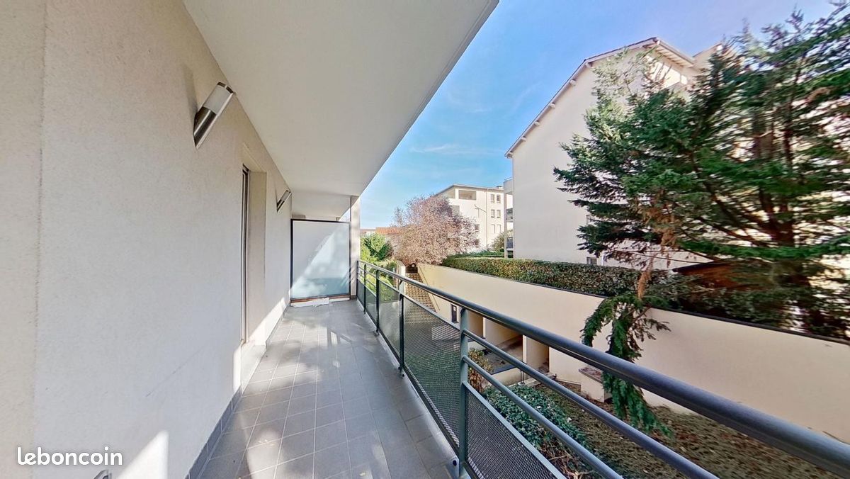 Appartement 1 pièce 31 m² · à Tassin-la-Demi-Lune · 31 m² · 810 €/mois
