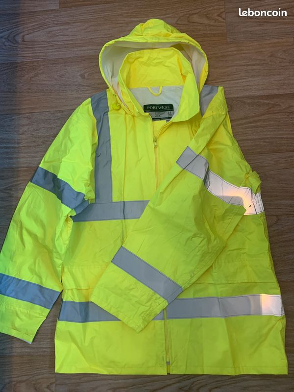 Veste De Pluie Golf Malbon X FootJoy Hydrolite – Jaune – Taille L – Homme – Neuf Avec Défaut