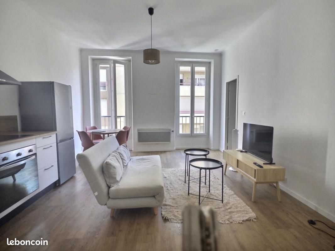 Appartement 2 pièces 42 m² · à Marseille · 42 m² · 907 €/mois