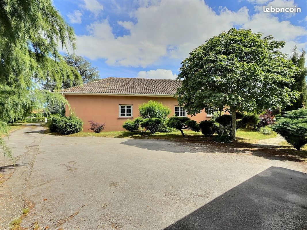 Propriété 5 pièces 175 m² (image 20)