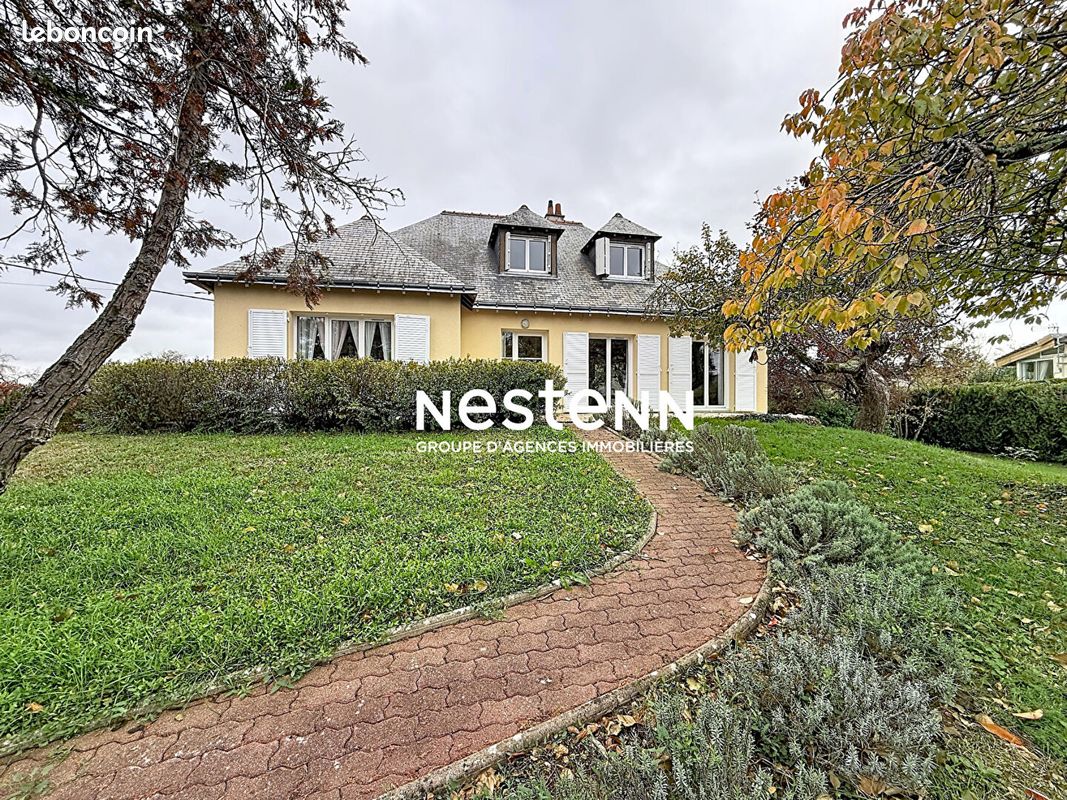 Maison 7 pièces 175 m² · à Truyes · 175 m² · 384 900 €
