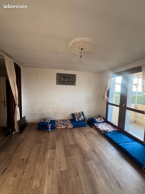 Appartement 3 pièces 75 m² · à Avignon · 75 m² · 39 000 €