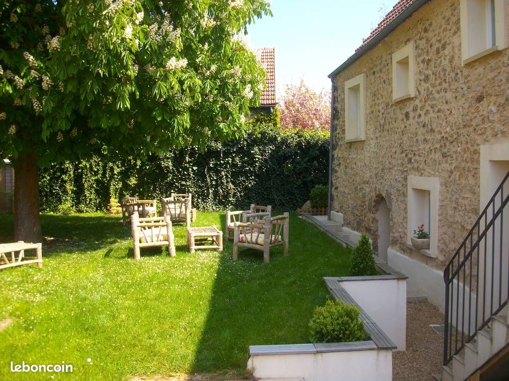 Appartement 3 pièces 65 m² · à Saint-Forget · 65 m² · 1 100 €/mois