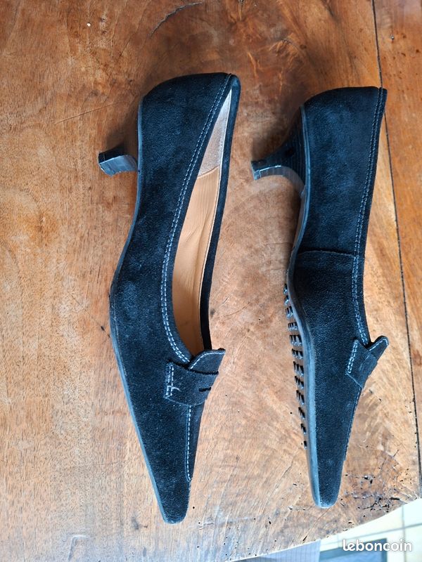 Chaussures escarpins noir pointe fine en nubuk taille 38 (image 3)