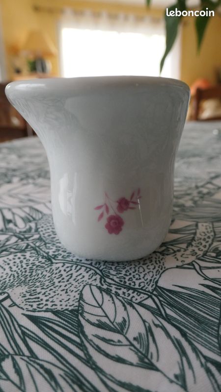 Vase forme de Botte ou chaussure en porcelaine (image 5)