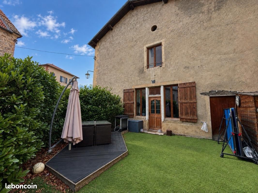 Maison 4 pièces 152 m² · à Villerest · 152 m² · 185 000 €