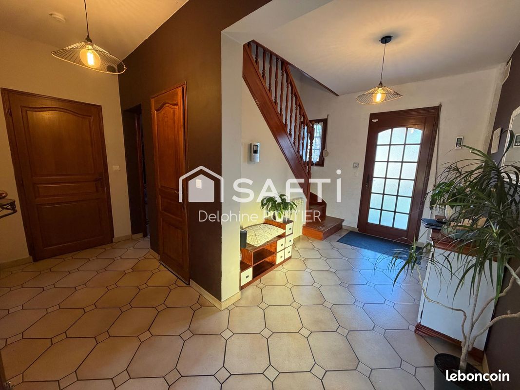 Propriété 6 pièces 151 m² (image 5)