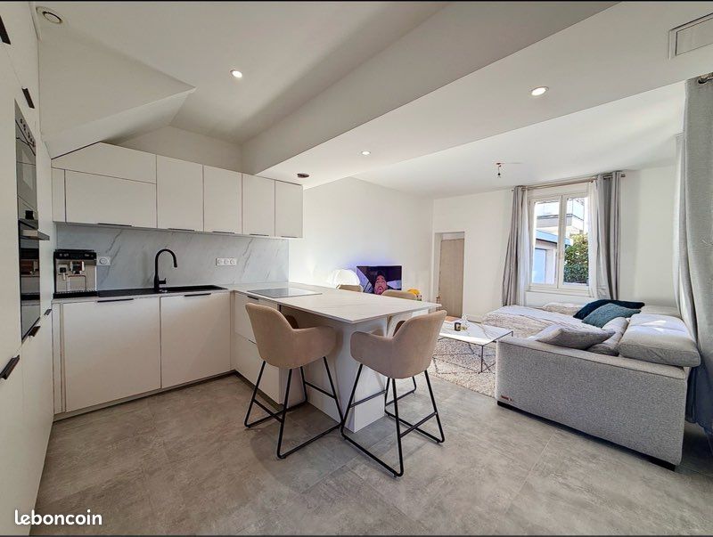 Maison 3 pièces 57 m² · à Fontaine · 57 m² · 239 900 €