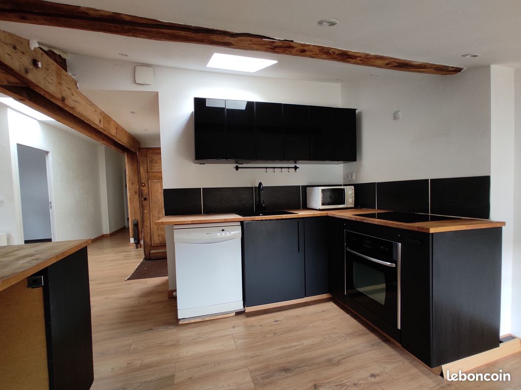 Appartement 3 pièces 90 m² · à Villefranche-sur-Saône · 90 m² · 155 000 €