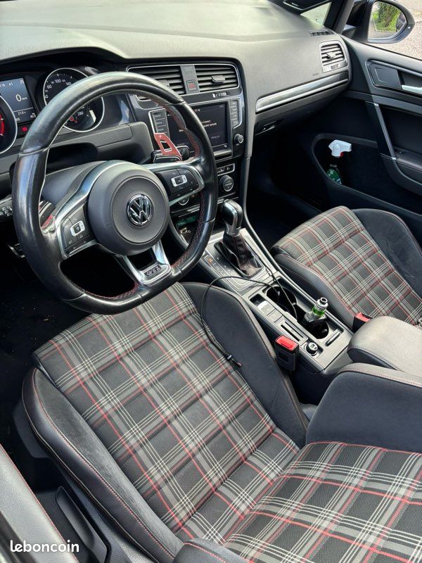 Volkswagen golf 7 gti performance (image 3)