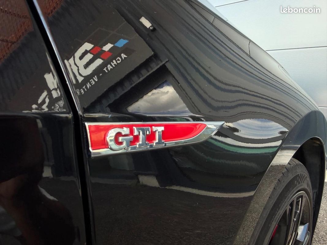 Volkswagen Golf 2.0 TSI 245 GTI DSG BVA (image 24)