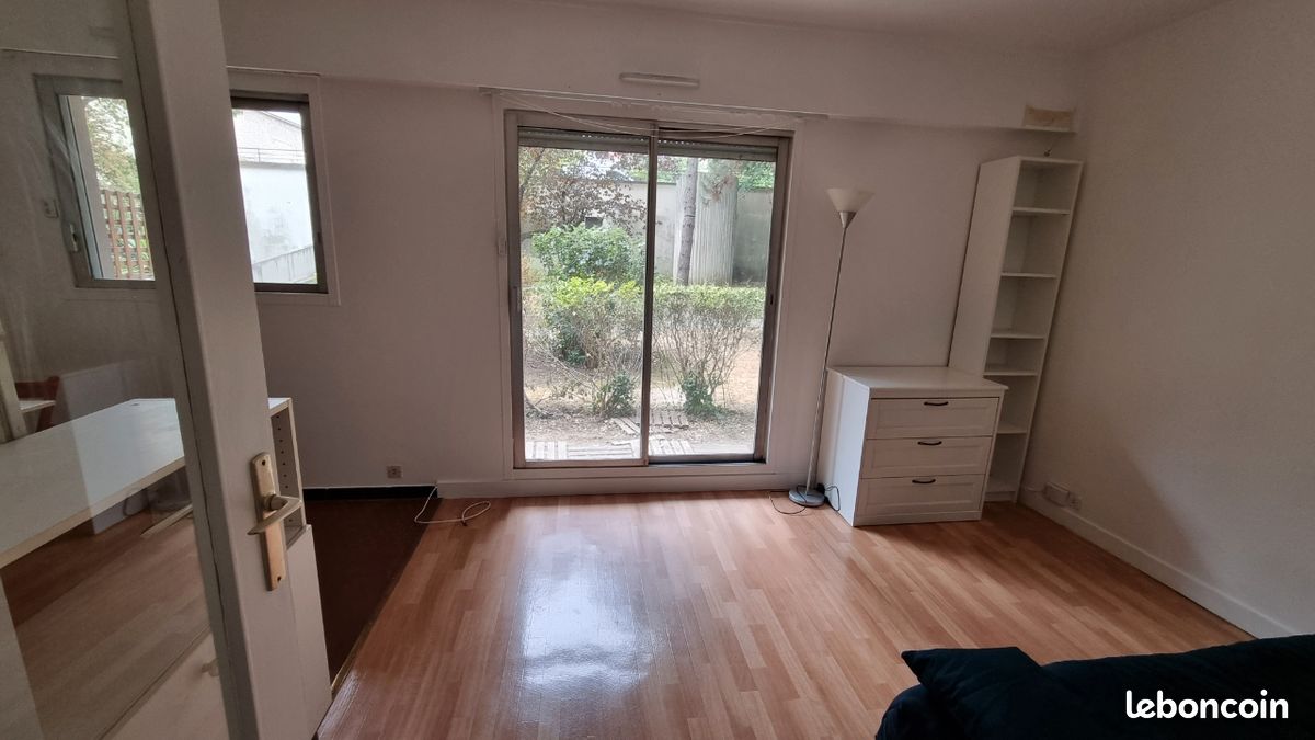 Appartement 1 pièce 26 m² · à Vanves · 26 m² · 900 €