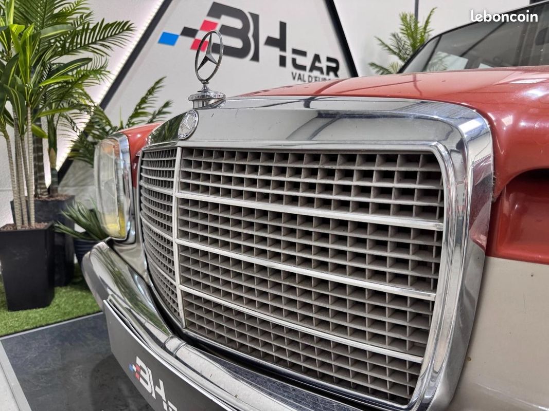 MERCEDES 200200 W114 / 95ch / DOSSIER HISTORIQUE / CUIR BEIGE / SUPERBE ETAT (image 29)