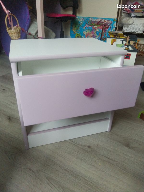 Table de chevet (image 1)