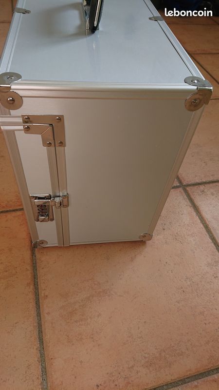 Mify Support Outils Modélisme Pièces Plastique Pliant - Étagère Rangement Modèles 20x29cm