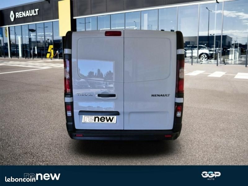 Renault Trafic Fg L1H1 3T 2.0 Blue dCi 130ch Confort (image 14)