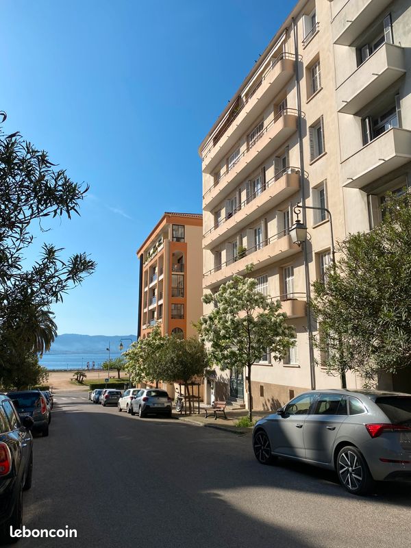 Appartement 1 pièce 20 m² · à Ajaccio · 20 m² · 680 €