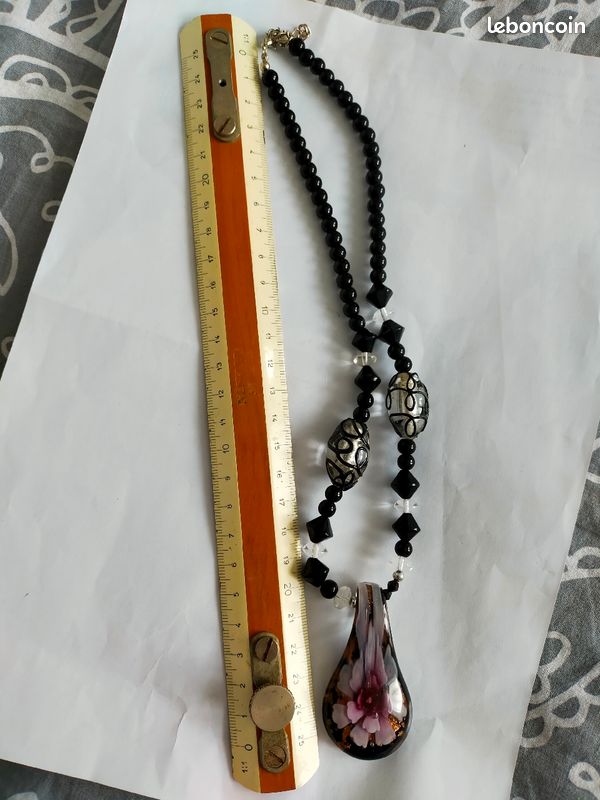 Collier avec boucle d'oreilles (image 6)