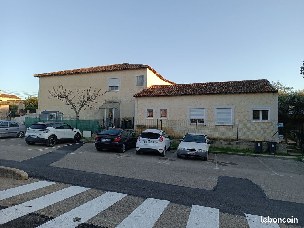 Local commercial 20 pièces 310 m² · à Caveirac · 310 m² · 1 150 000 €