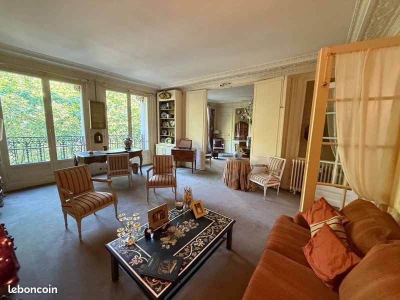 Appartement 7 pièces 210 m² · à Lille · 210 m² · 890 000 €