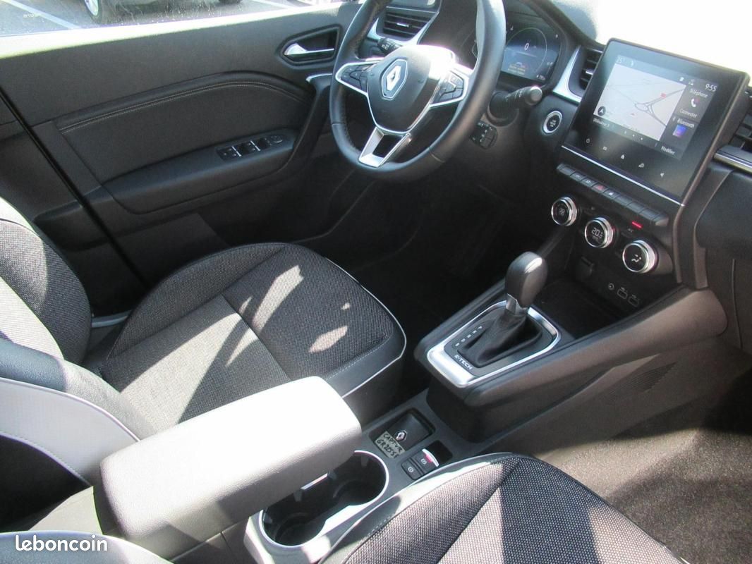 Renault Captur E-Tech full hybrid 145 Techno (image 12)