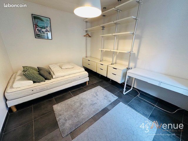 Appartement 1 pièce 25 m² · à Saint-Étienne · 25 m² · 430 €