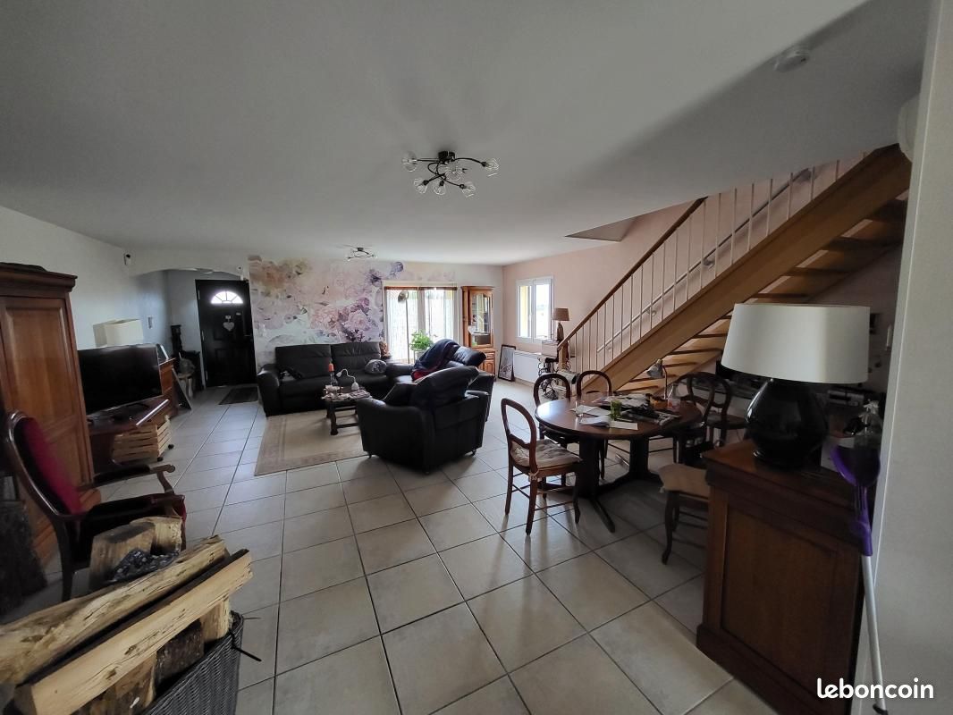 Maison 4 pièces 128 m² (image 2)