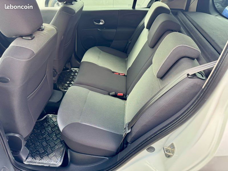 Renault Modus 1.2 16V Dynamique Automatique 80ch (image 9)