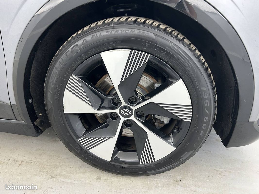 RENAULT Megane E-Tech EV60 220 ch super charge Equilibre (image 21)