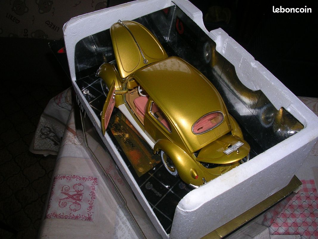 Miniature VW Coccinelle 1955 – Vitesse 1/43 – 1.000.000ème, Dorée (Neuve)