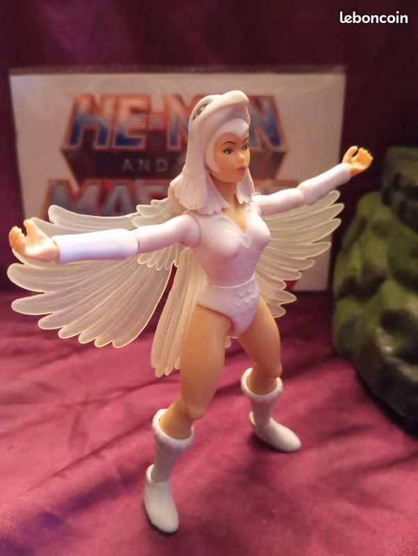 Sorceress white motu origins (image 2)