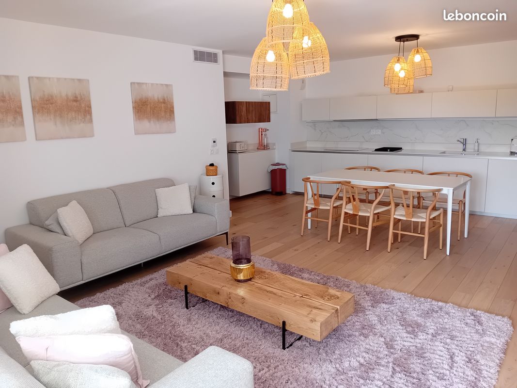 Parking 4 pièces 87 m² · à La Ciotat · 87 m² · 1 687 €/mois