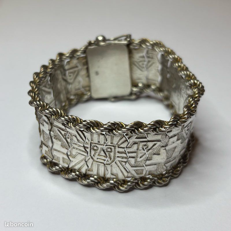 Ancien Bracelet Régional En Métal Argenté - 20g, 21,5cm, Largeur 1,8cm, Réglable - Fermoir Crochet
