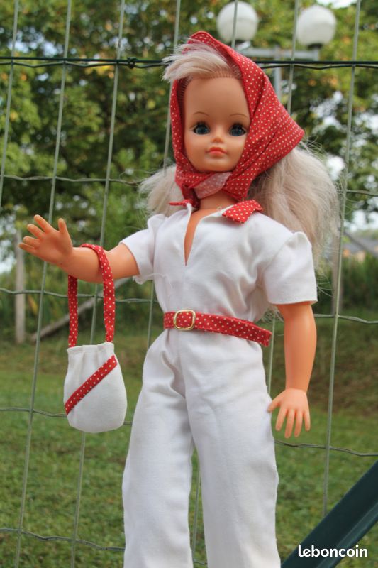 Poupée Bella Cathie tenue Bornéo (image 7)