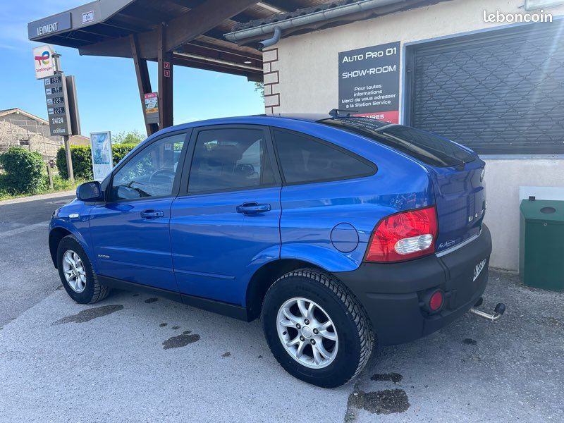 Ssangyong Actyon 2.0 XDI 141 cv 4x4 CONFORT ATTELAGE MOTEUR MERCEDES MOTEUR A CHAÎNE (image 8)