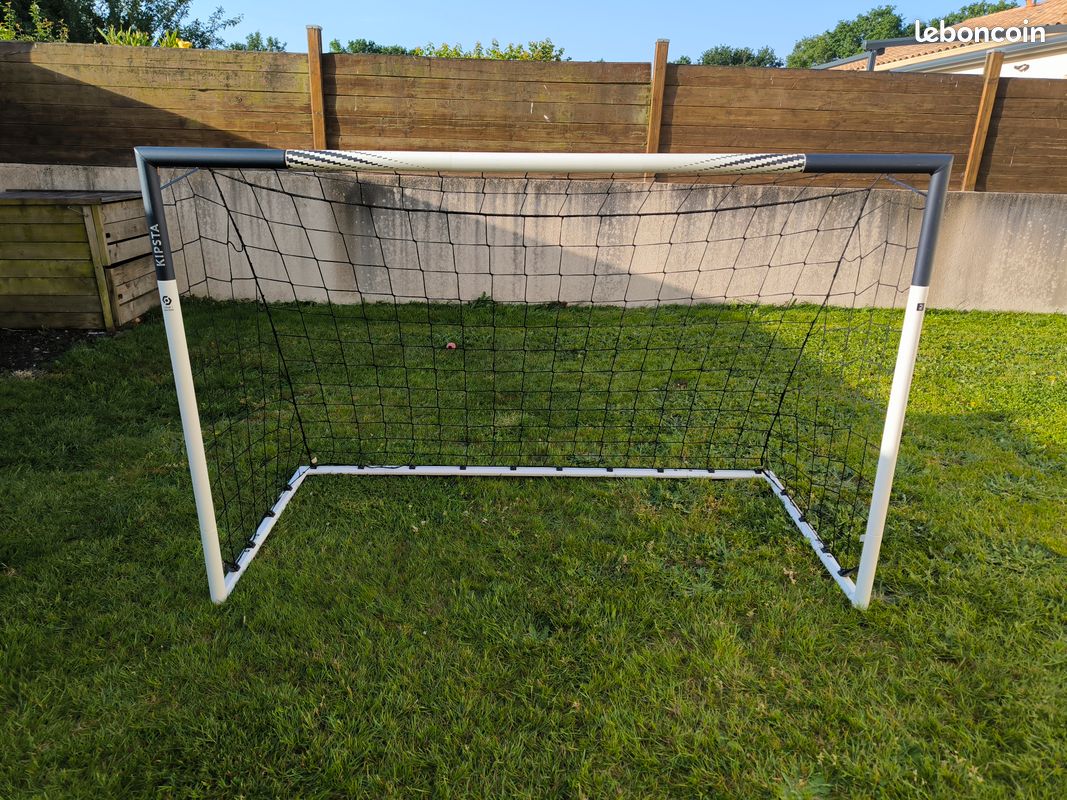 Cage de football (image 1)