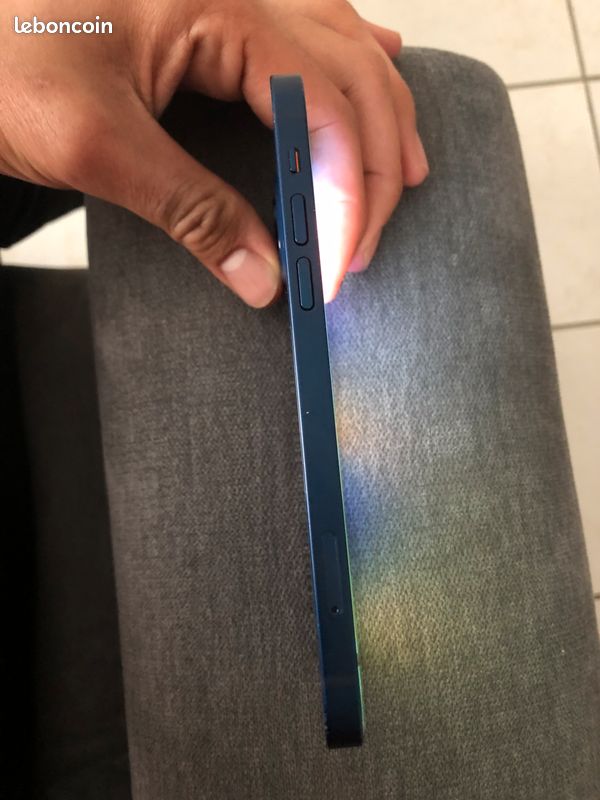 IPhone 12 64gb (image 3)