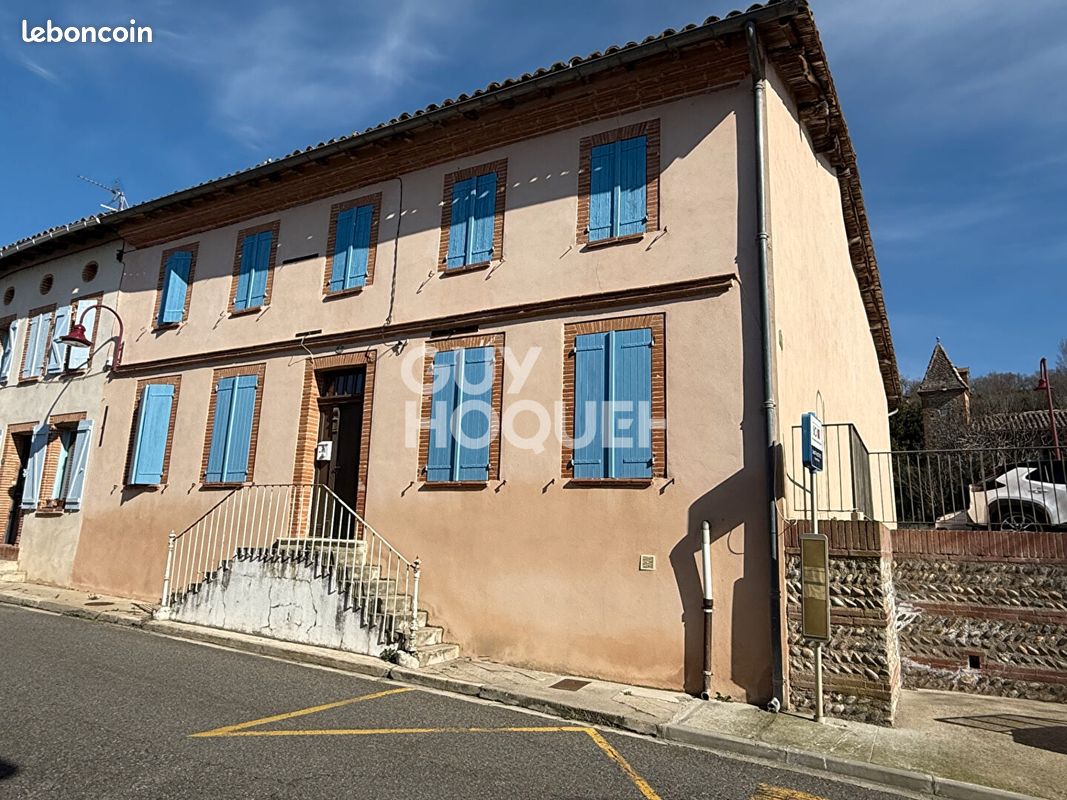 Maison 6 pièces 287 m² · à Saint-Rustice · 287 m² · 110 000 €