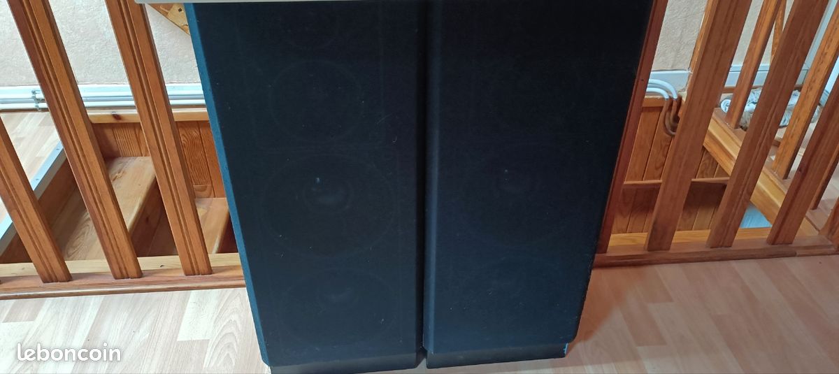 Roadstar HIF-8892EBT Mini Chaîne Hi-FI avec Platine Vinyle Vintage 3
