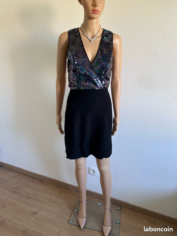 Robe noire neuve avec sequins Morgan taille S (valeur 85) (image 3)