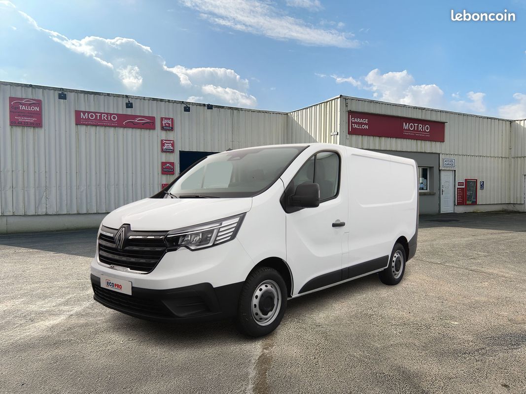 Renault Trafic Van L1H1 Advance + Caméra + cloison + trappe 2T8 Blue dCI 130 - Leasing (image 1)