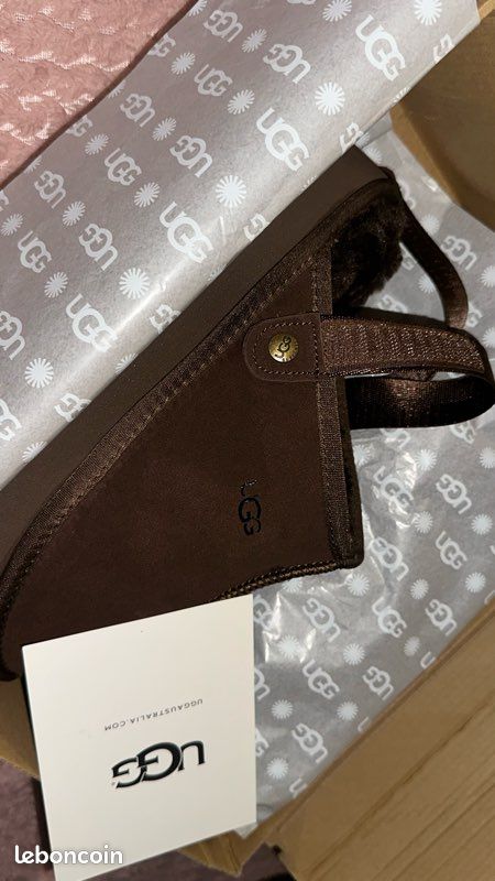 Ugg tazz beige t39 (image 1)