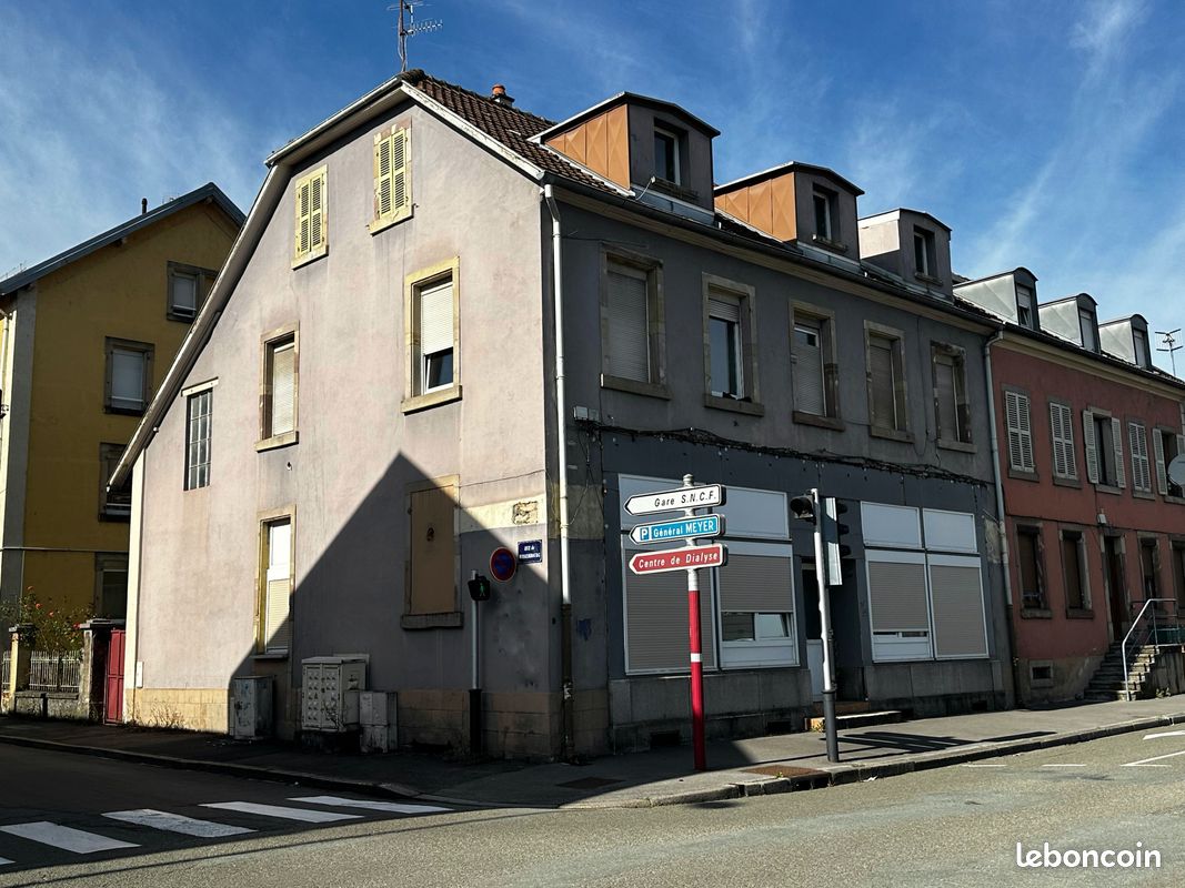 Immeuble 330 m² · à Belfort · 330 m² · 369 000 €