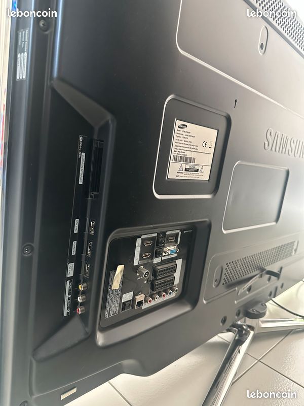 Tv Samsung full hd 3d (image 2)