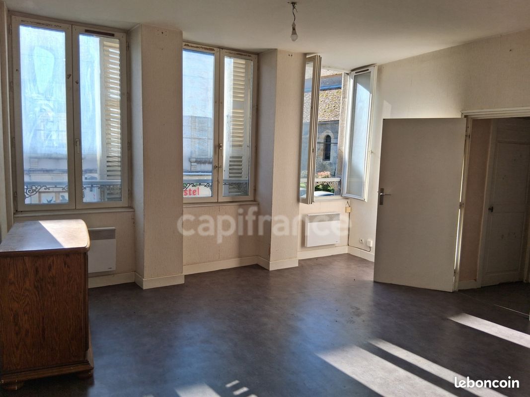 Maison 4 pièces 99 m² · à Châteauneuf-Val-de-Bargis · 99 m² · 39 500 €